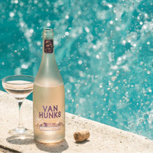 Load image into Gallery viewer, Van Hunks Sparkling Non-Alcoholic 750ml - The Savanna