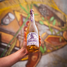 Load image into Gallery viewer, Van Hunks MCC Brut Rose Sparkling Wine 750ml - The Savanna