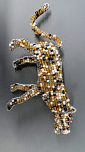 Load image into Gallery viewer, Beaded Animal Large - Leopard